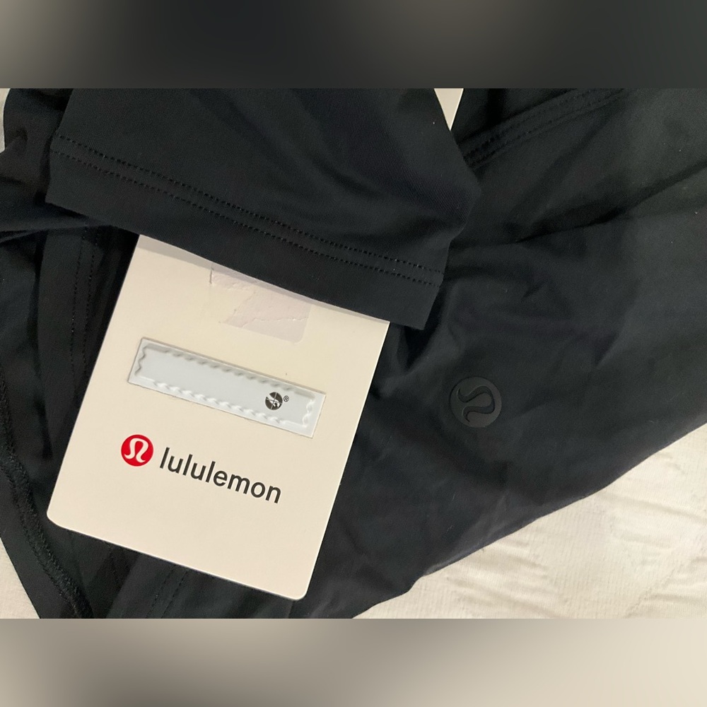 Lululemon All Yours black long-sleeve shirt - Picture 4 of 4